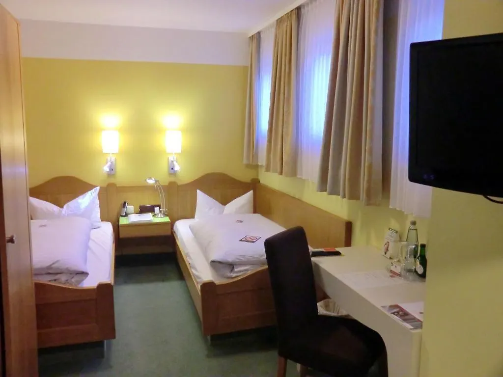 ***  Hotel Frankenhof Hoechberg Germany