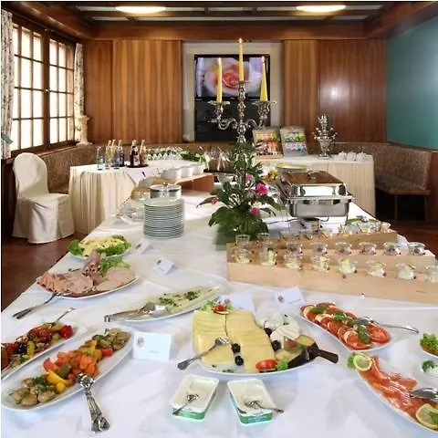 Hotel Frankenhof Hoechberg 3*,  Germany