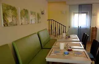 Hotel Frankenhof Hoechberg Germany